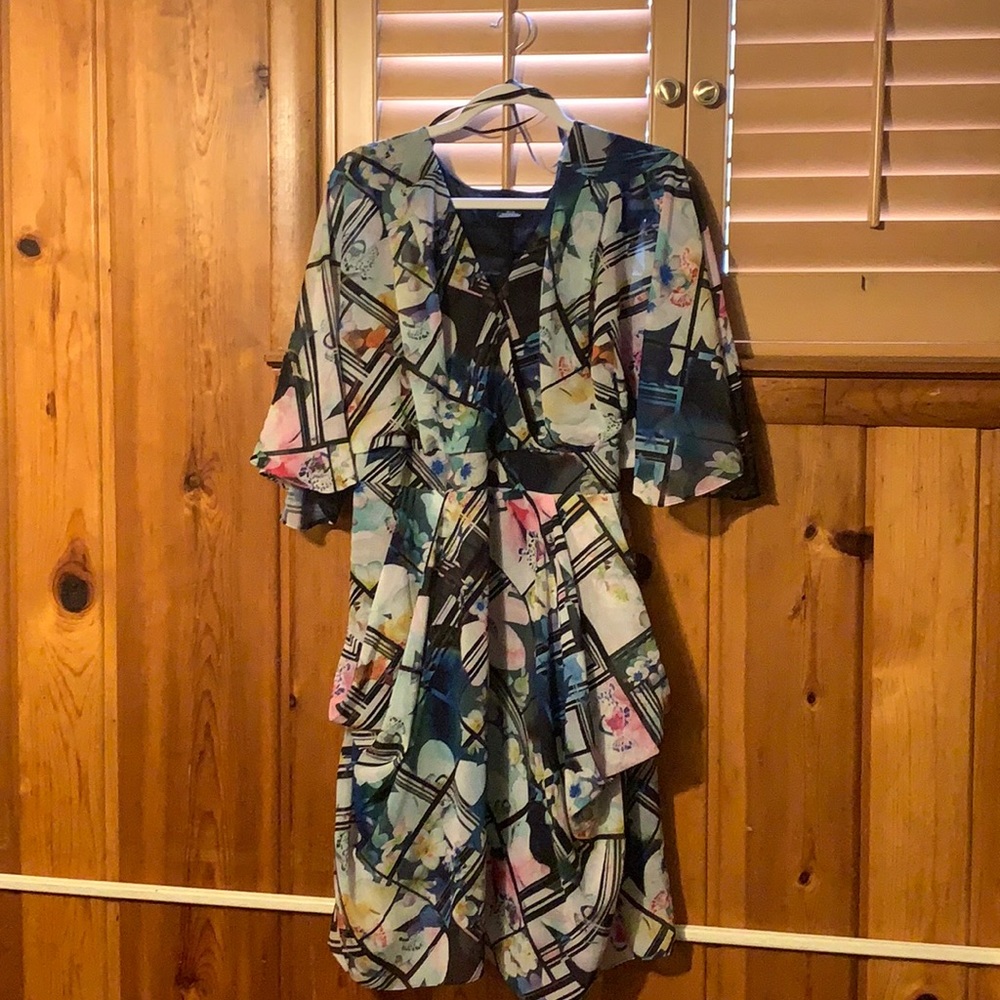 City chic flutter sleeve dress